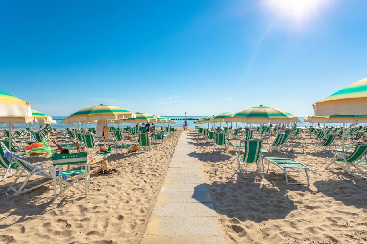 Case Vacanze Blue Bay Resort Roseto Degli Abruzzi Luaran gambar