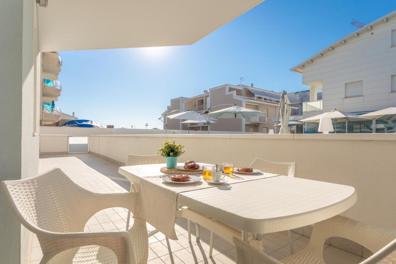 Case Vacanze Blue Bay Resort Roseto Degli Abruzzi Luaran gambar