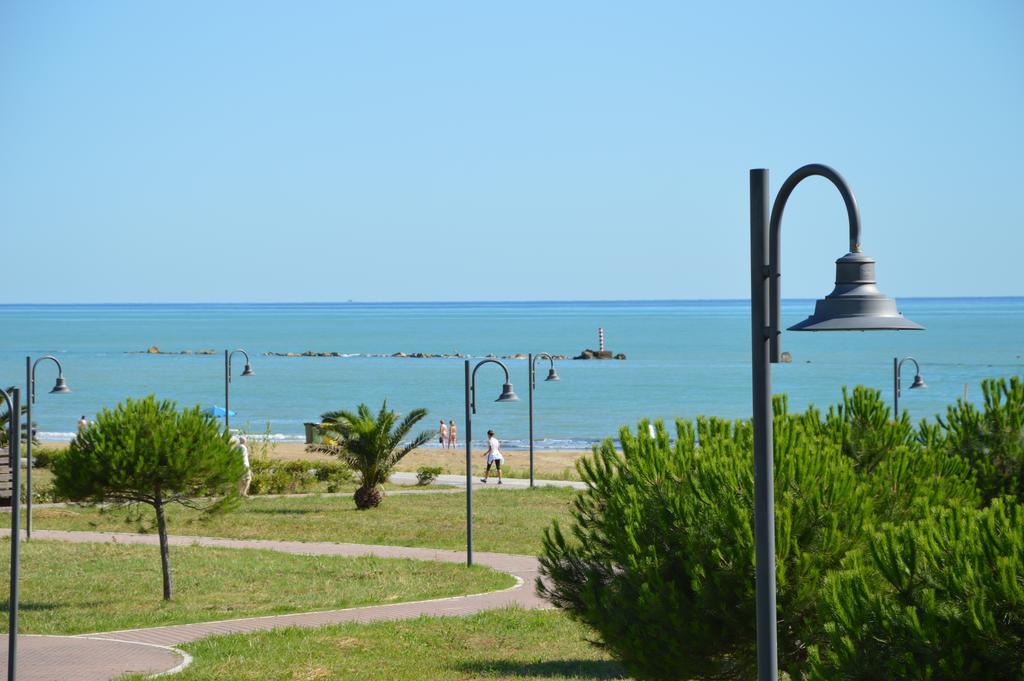 Case Vacanze Blue Bay Resort Roseto Degli Abruzzi Bilik gambar