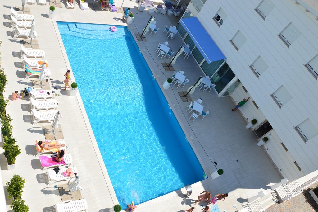 Case Vacanze Blue Bay Resort Roseto Degli Abruzzi Luaran gambar