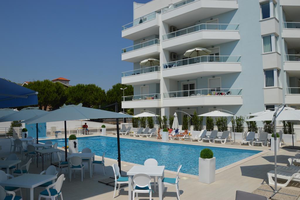 Case Vacanze Blue Bay Resort Roseto Degli Abruzzi Luaran gambar