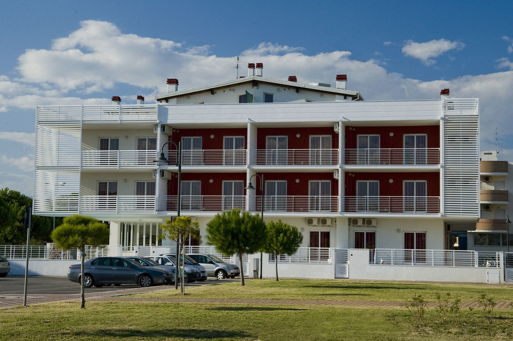 Case Vacanze Blue Bay Resort Roseto Degli Abruzzi Luaran gambar