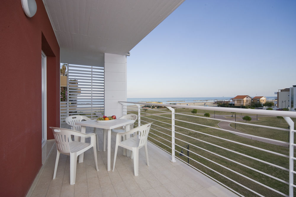 Case Vacanze Blue Bay Resort Roseto Degli Abruzzi Luaran gambar