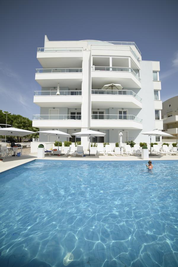 Case Vacanze Blue Bay Resort Roseto Degli Abruzzi Luaran gambar