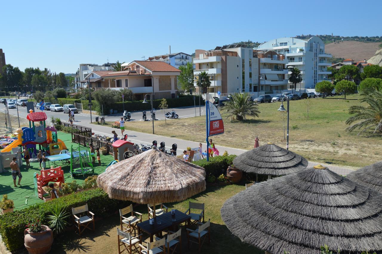 Case Vacanze Blue Bay Resort Roseto Degli Abruzzi Luaran gambar